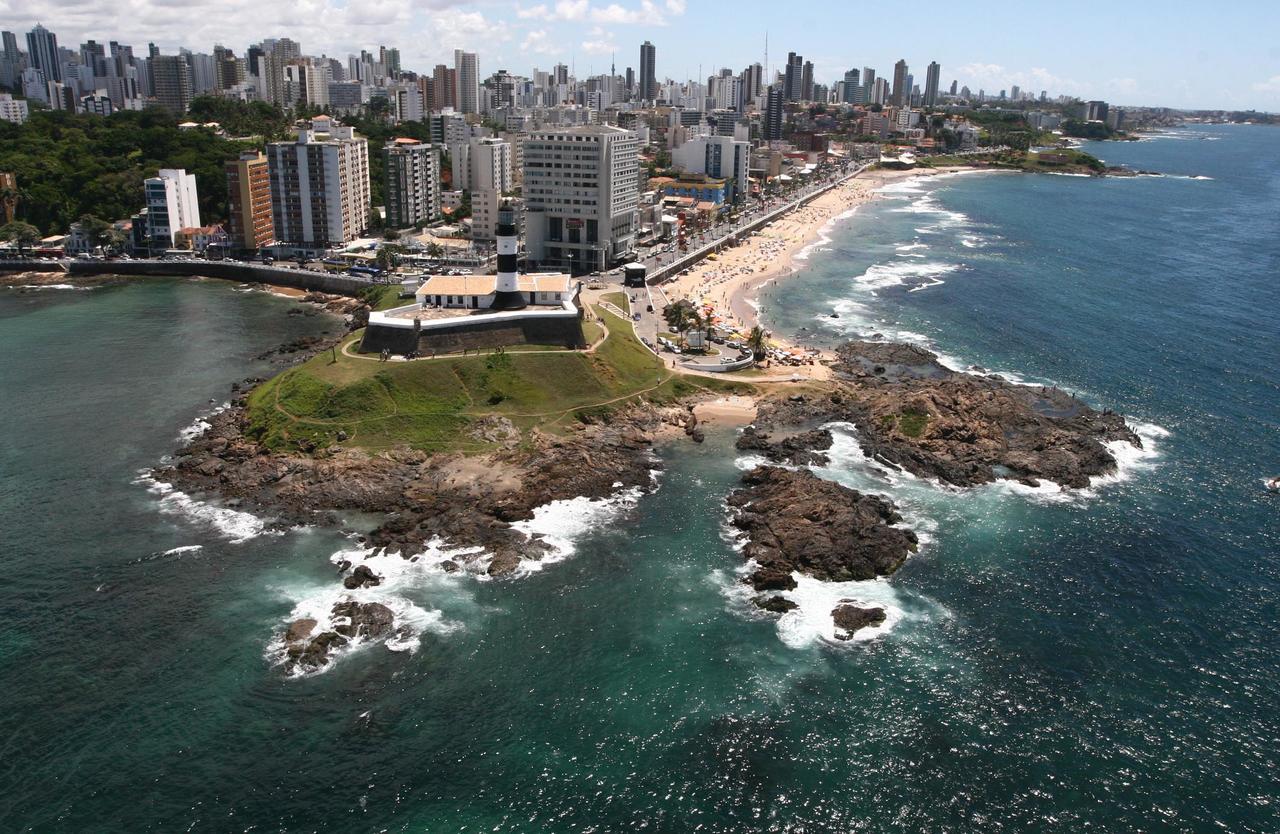 Flat Farol Da Barra *